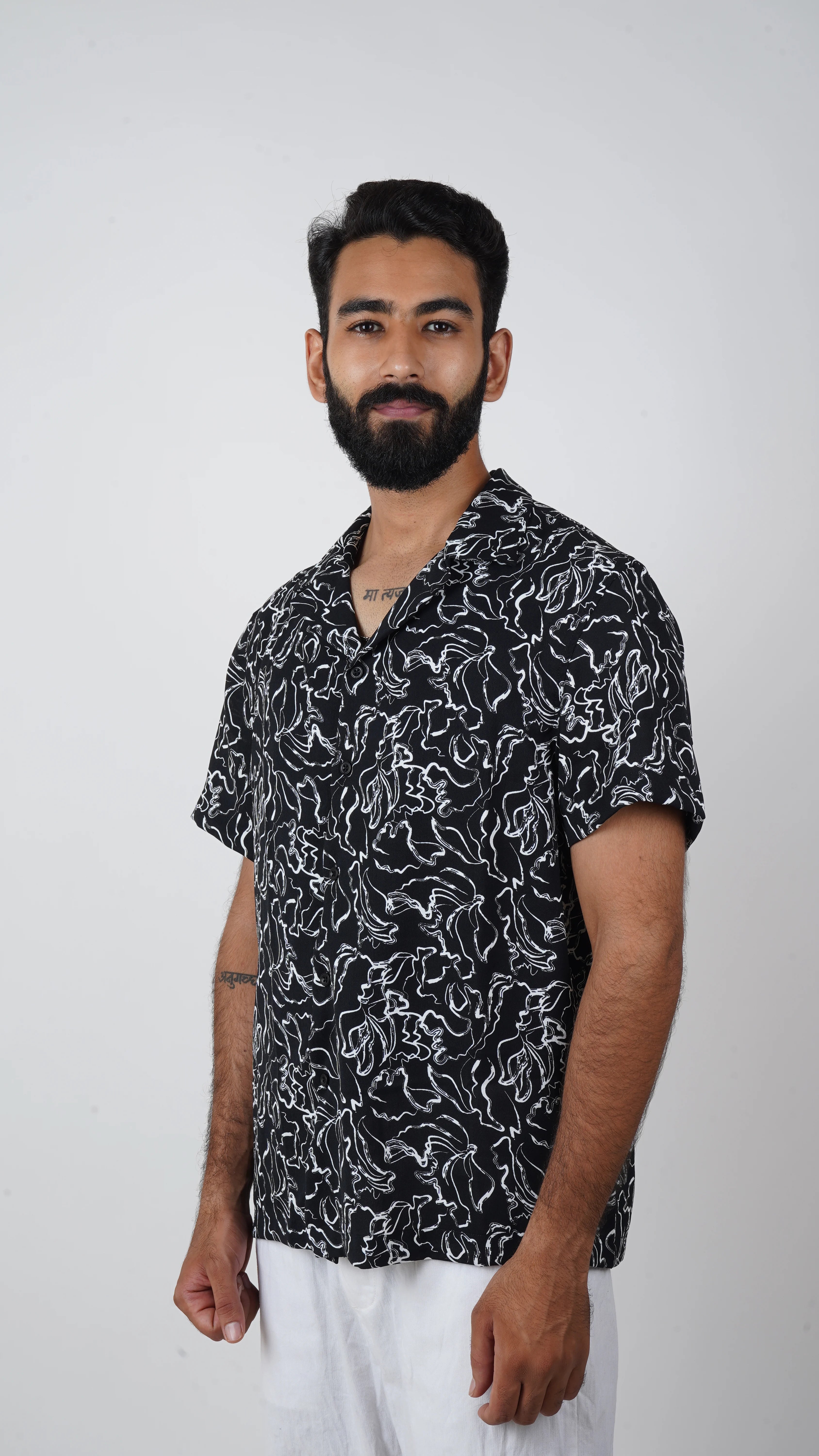BRO'S VANITY Men's Abstract Printed  Casual Shirt with Camp Collar – Black